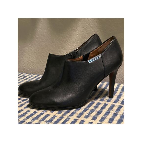 Coach Seneca Heeled Booties - Picture 2 of 6